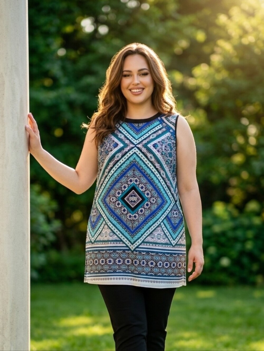 Alyx Sleeveless Geometric Tunic in Blue and Teal